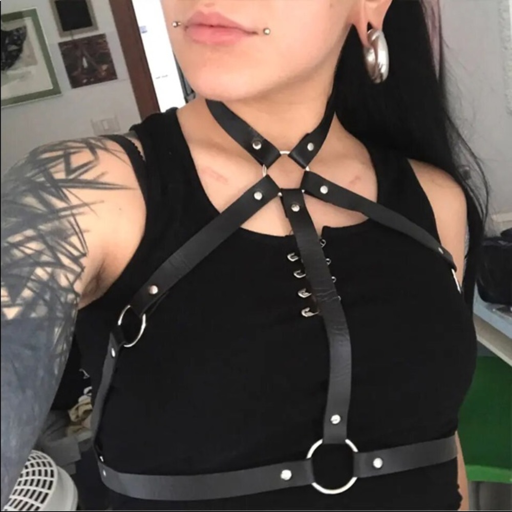 😻Women’s Sexy Leather Lingerie Body Cage/Harness.